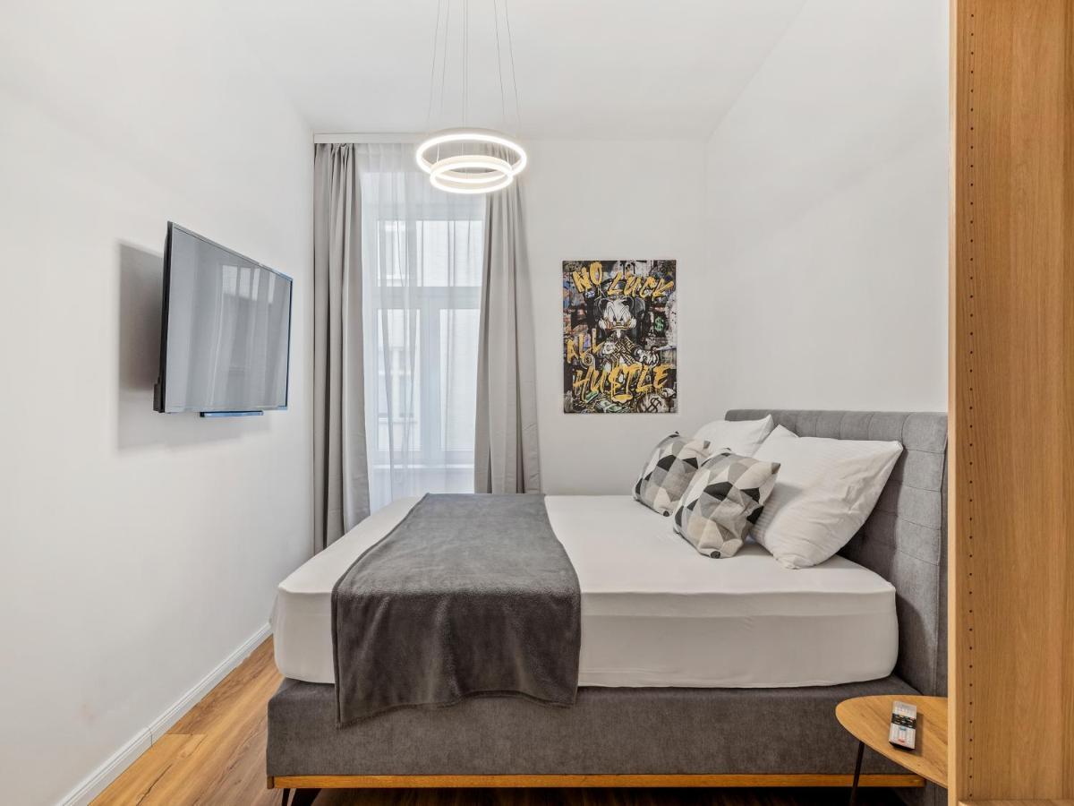 Sky9 Apartments District 6 Wien Ngoại thất bức ảnh