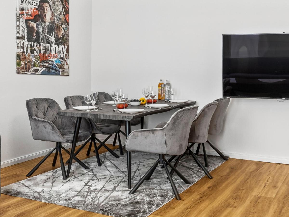 Sky9 Apartments District 6 Wien Ngoại thất bức ảnh
