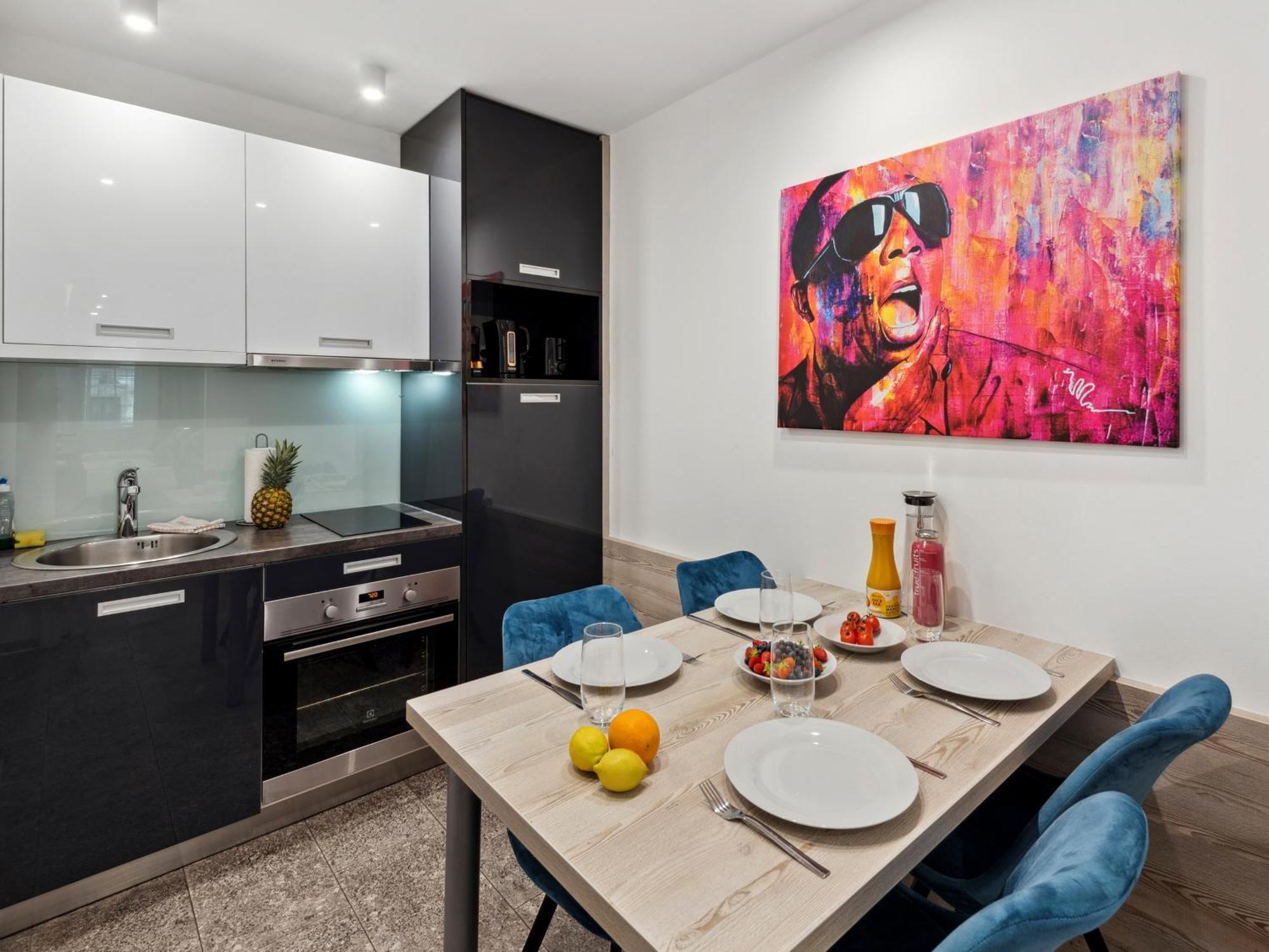 Sky9 Apartments District 6 Wien Ngoại thất bức ảnh
