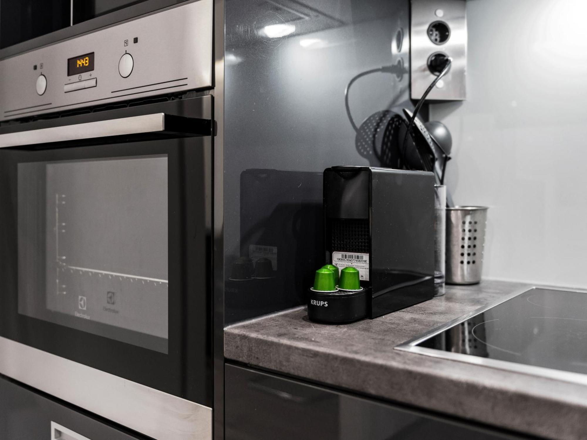 Sky9 Apartments District 6 Wien Ngoại thất bức ảnh